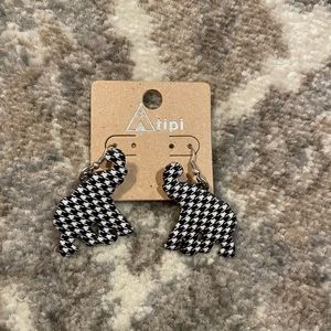 Houndstooth Elephant Earrings NEW